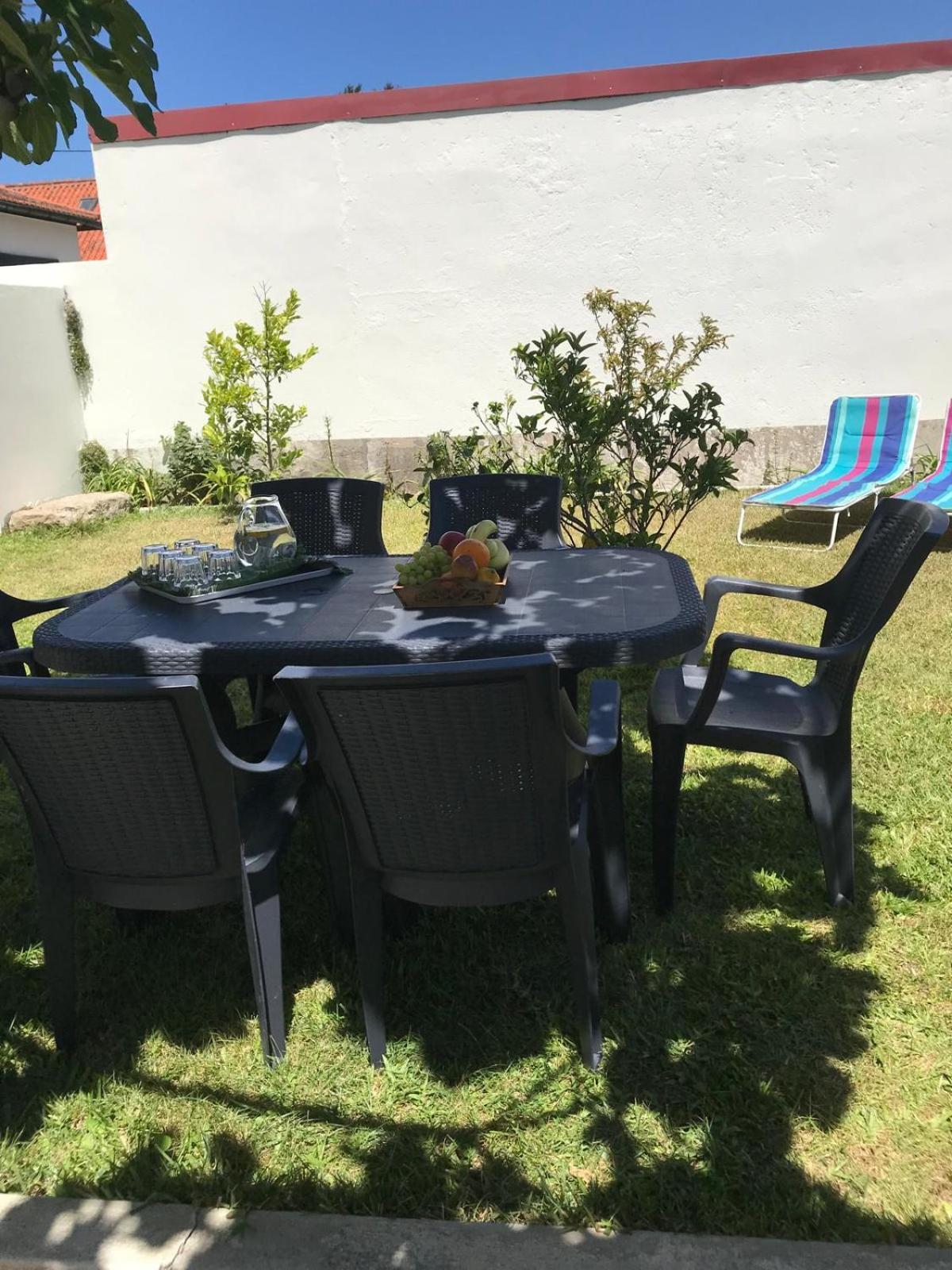 Arvore Cozy Com Jardim Luaran gambar